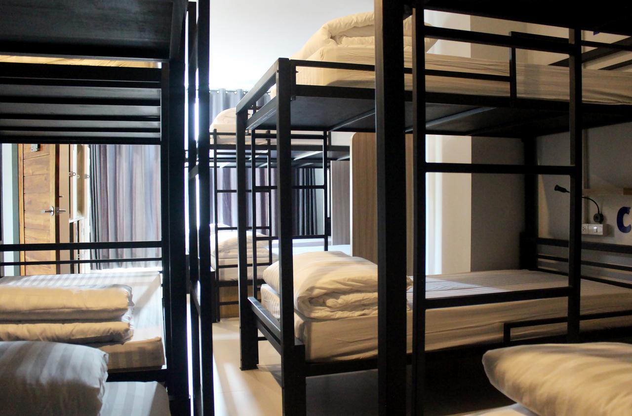 Phuket Marine Poshtel - Sha Plus シャロン エクステリア 写真