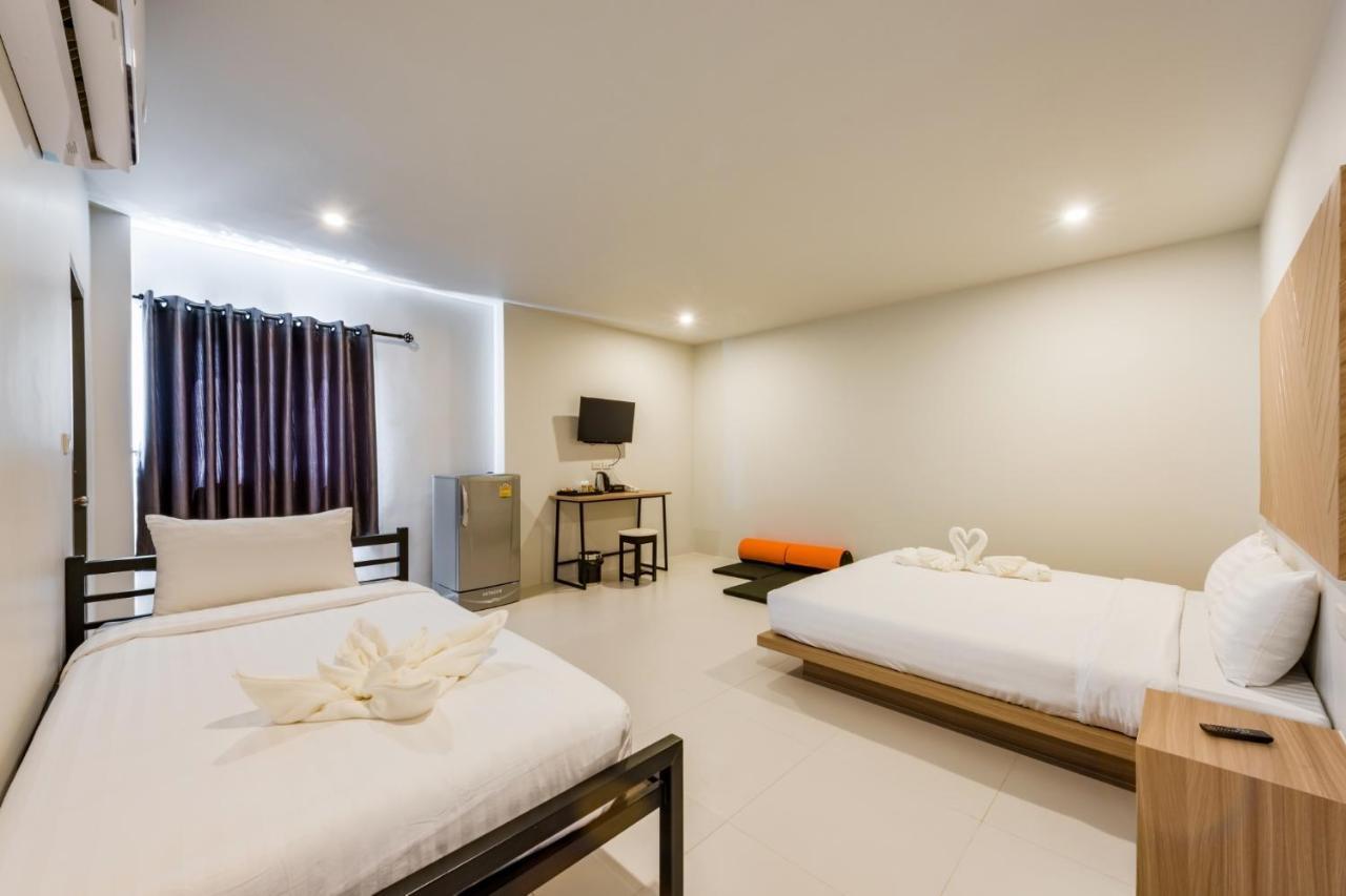 Phuket Marine Poshtel - Sha Plus シャロン エクステリア 写真